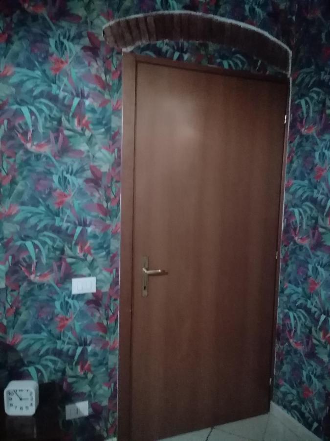 Casina Del Porto Villa Livorno Exteriör bild