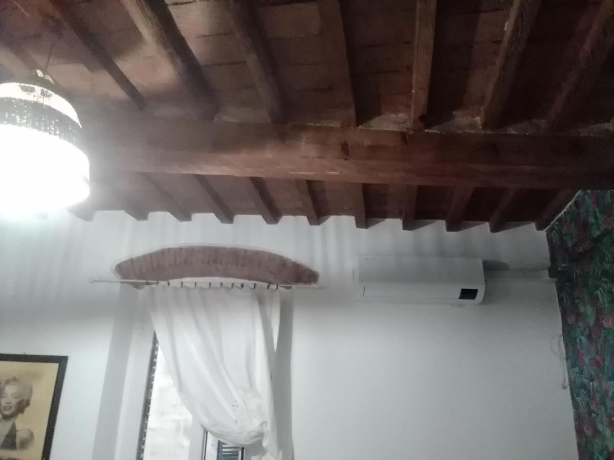 Casina Del Porto Villa Livorno Exteriör bild